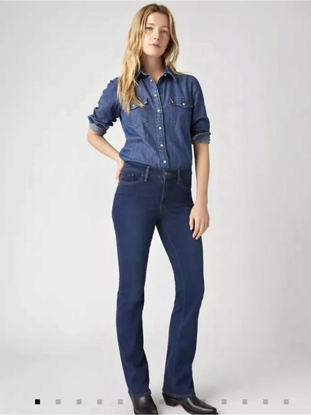 Levi's 315 Shaping Bootcut Jeans